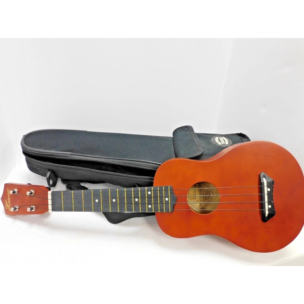 Iolani Hawaii Soprano Ukulele Wood Four String Instrument with Gig Bag JC246